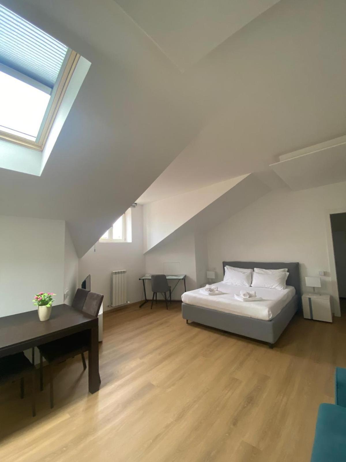 Palazzo Venezian 5 Apartman Trieszt Kültér fotó